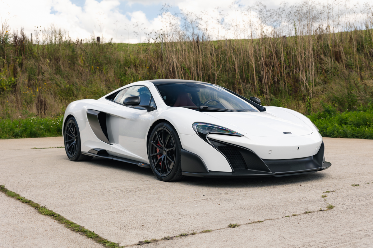 Carhuna | 2015 McLaren 675 LT